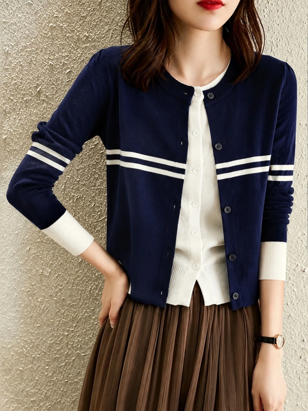 White Enhancing Knitted Open Cardigan round Neck Women's Fashionable Stripe Design Autumn New Single Buttoned Top Korean Style