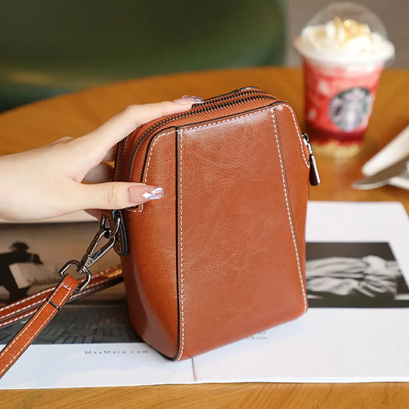 2023 small leather crossbody bag for womens genuine leather luxury designer phone bag single strap