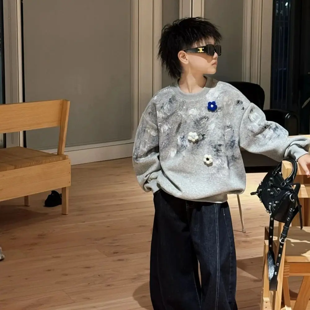 

Boys' Gray Three-dimensional Flower Pullover, Children's Retro Casual Top, Boys' Handsome Bottom Shirt