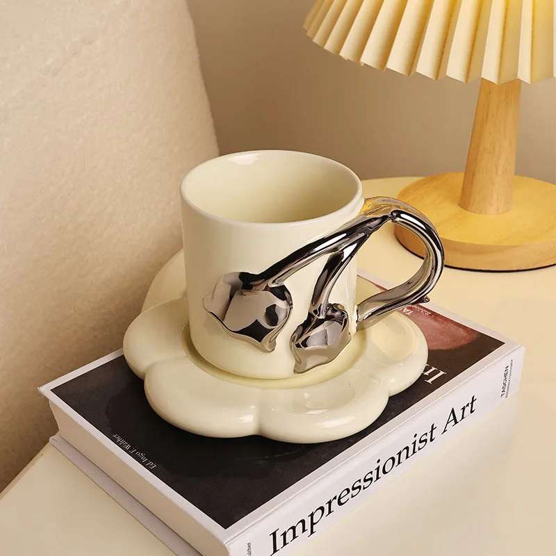 

White Porcelain Korean Ins Wind Mug Handicrafts Water Mug High Appearance Level Advanced Sense Niche Personality Special Coffee