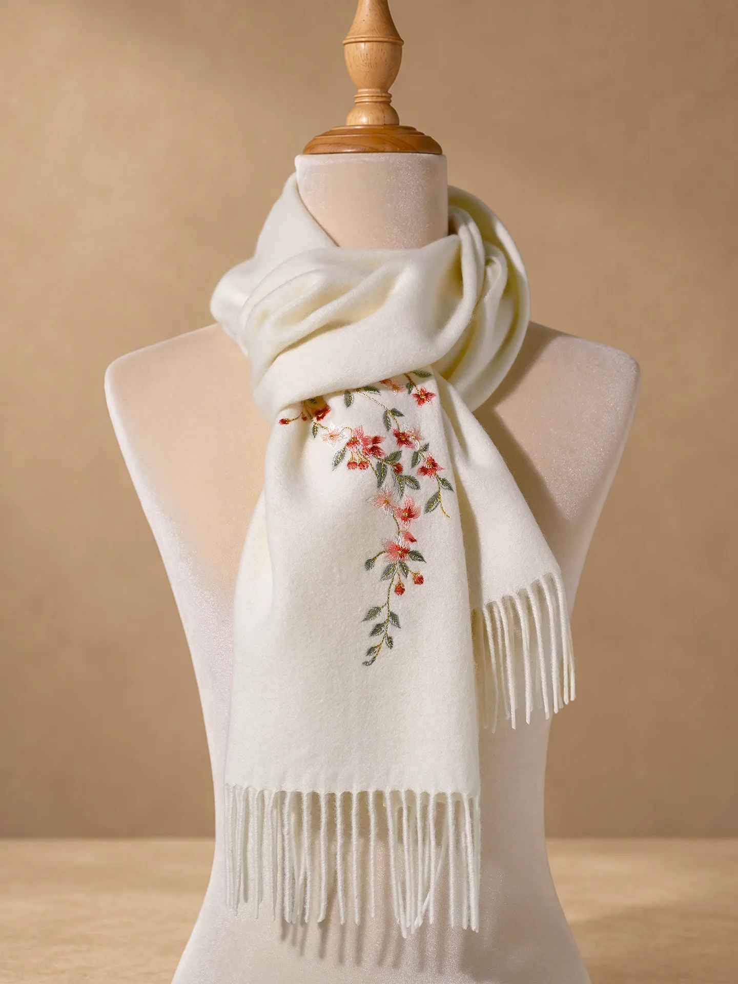 Echarpe-en-pure-laine-blanche-pour-femme-style-2026-nouvelle-collection-automne-hiver-protection-du-cou-echarpe-brodee-haut-de-gamme-assortie-a-un-manteau