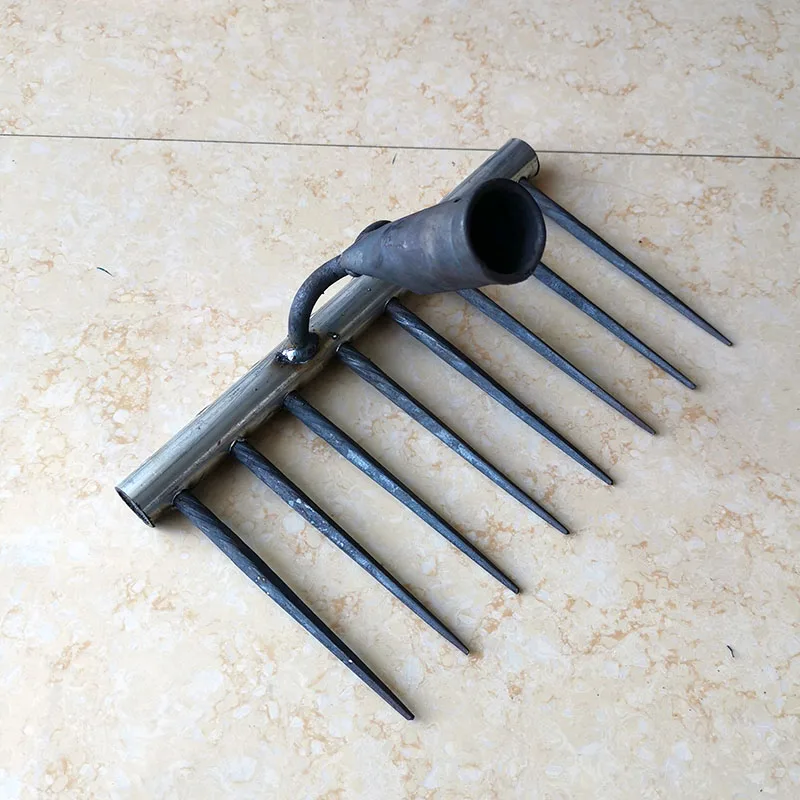 All-steel Rake Eight-tooth Welded Rake for Agricultural Use Is Hand Forged Steel Tooth  Flat Land Planting Vegetable Rake