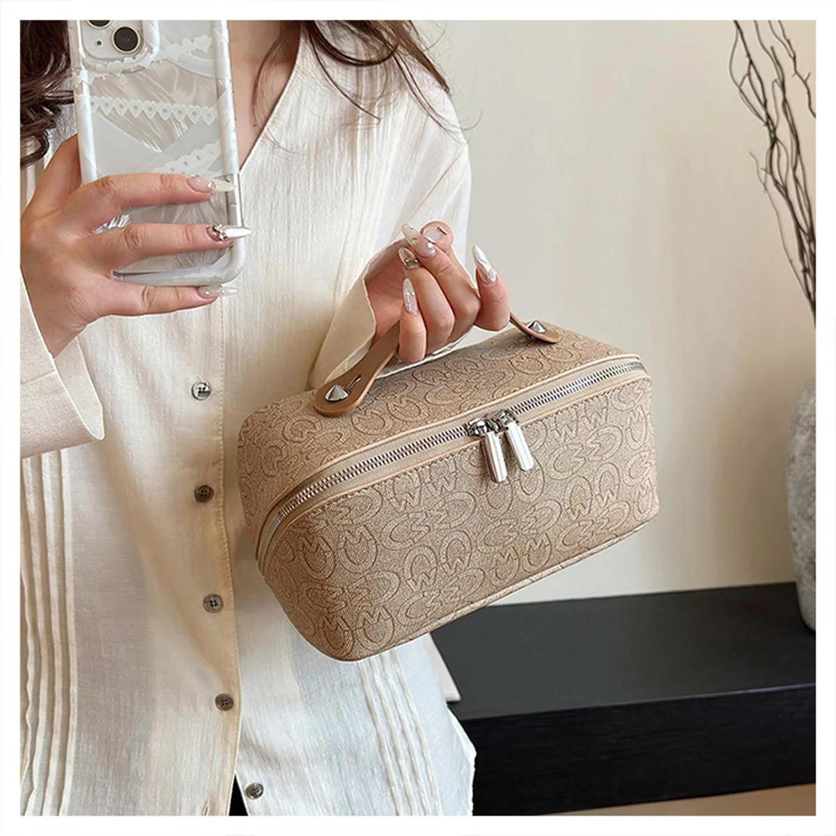 New makeup bag female portable leather large capacity portable travel cosmetics zone storage bag toiletry bag logo customization