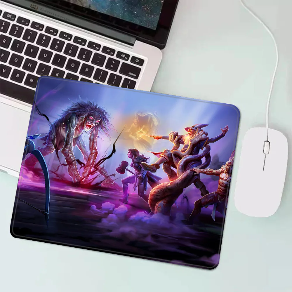 Runescape Osrs Gaming Mouse Pad XS Small Mousepad For PC Gamer Desktop Decoration Office Mouse Mat Deskmat Rug