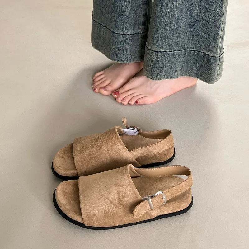 Minimalist and Fashionable Niche 2026 Summer New Thick-soled Round-toe Slip-on Sandals, Thick-soled, Stylish and Versatile