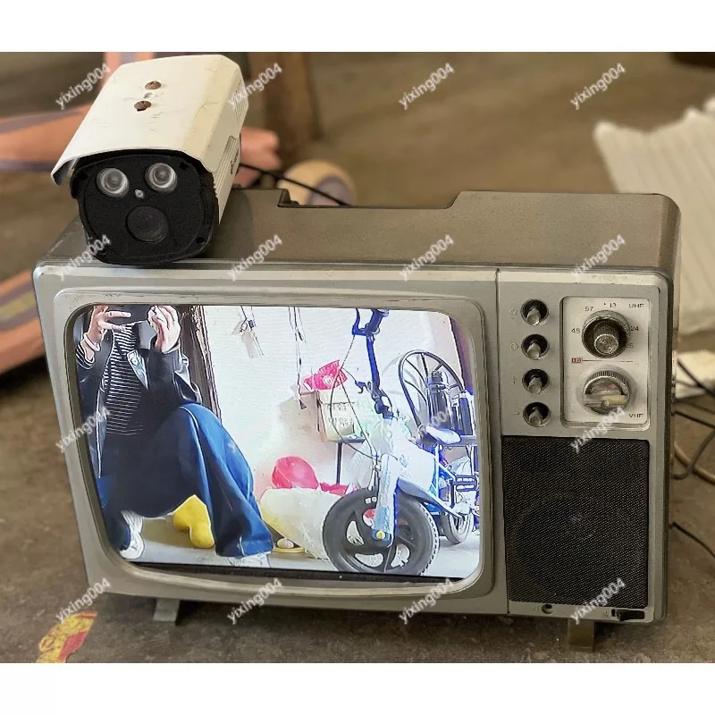 Retro TV Case LCD Monitor Adapter with Camera Connection for Showcase Photo Decoration