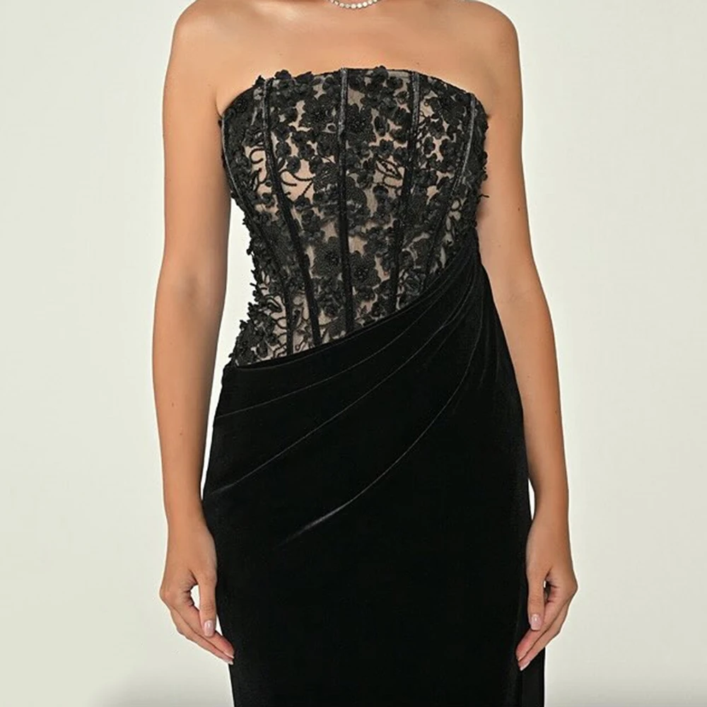 Maßgeschneiderte gerade Abendkleider, bodenlanges, trägerloses, ärmelloses Abendkleid, schlichtes, modisches, rückenfreies Partykleid mit Spitzenfalten