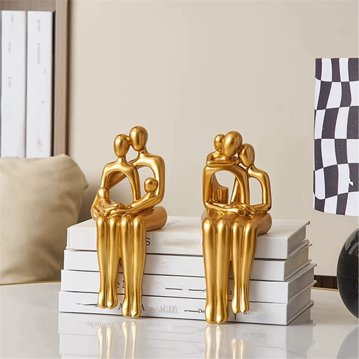 Estatua de decoración dorada, estatuilla de lectura tumbada para mujer, detalles de decoración del hogar, escultura y figuritas sentadas abstractas modernas A