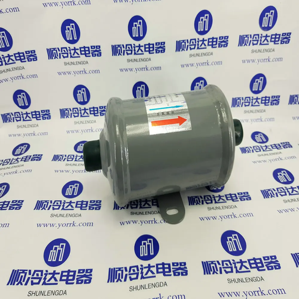 

30GX417132E 30GX417133E original authentic central air conditioner external oil filter