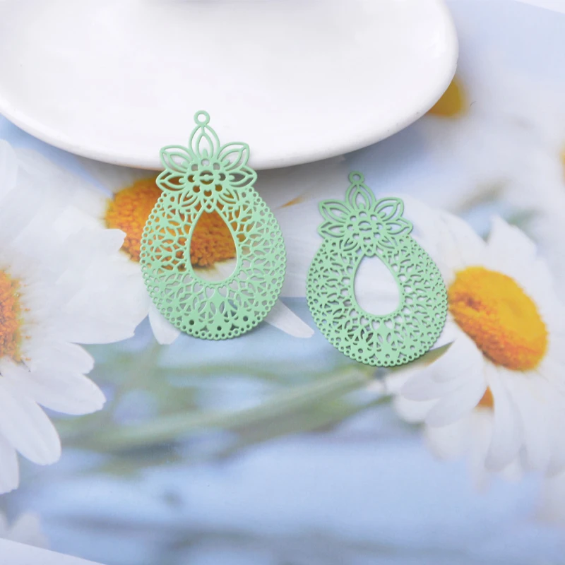 20 Stück AB5142 Sommer-Messingschmuck, hellgoldene Charms, filigrane Anhänger, DIY-Ohrringe für Damen, Ohrschmuck – Detail 12