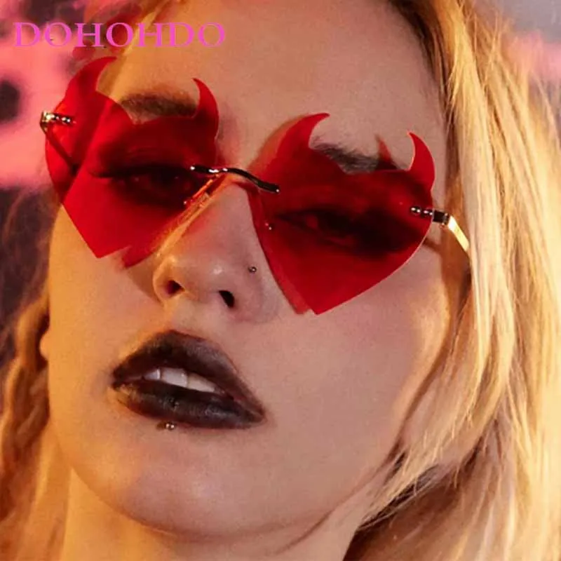 Fashion Brand Designer Rimless Devil Ear Heart Shape Sunglasses For Women Men New Trend Outdoors Party Hip Hop Sun Glasses UV400