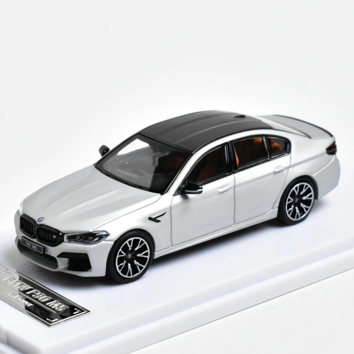 Howie Modell HM 1:64 Geschenke für Teenager M5 F90 Druckguss-Modellauto