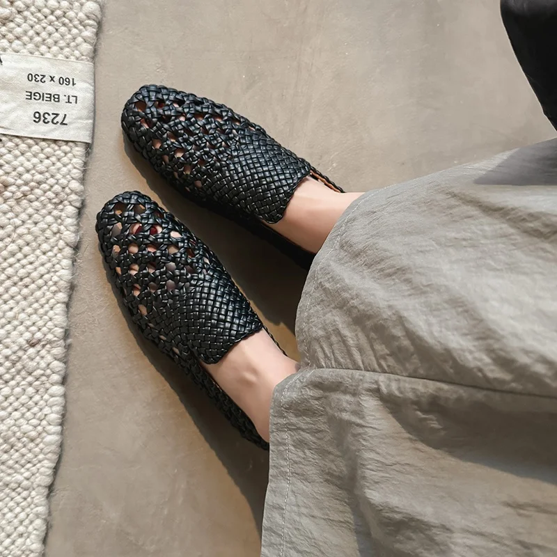 2026 Fashion Hot Sale Genuine Leather Braided Sandals Women Low Heel Breathable Summer Loafers Sandals Female Leisure Pumps view 4