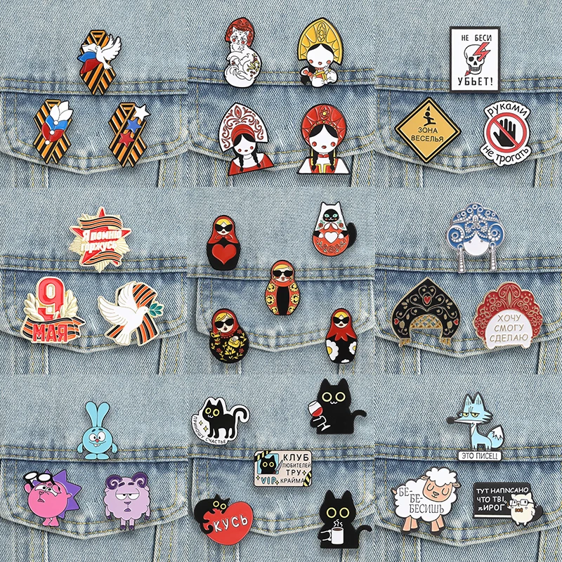 ロシアのエナメルピン 2-5 個/セット かわいいマトリョーシカ人形ブローチ 民芸品 漫画猫 ラペルバッジ ジュエリー 友人へのギフト 1