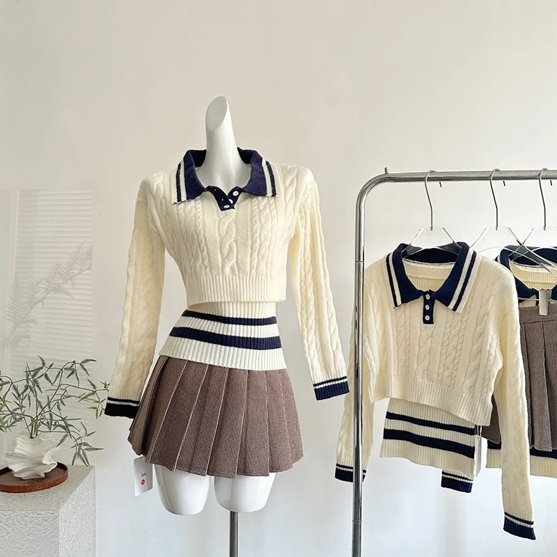 College style sweet and age reducing contrasting color knitted sweater+vest+high waisted pleated skirt three piece set