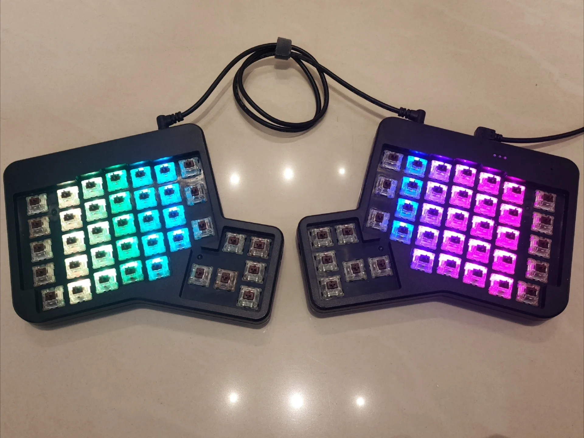 Ergodox-ex Разделенная клавиатура 76 клавиш с возможностью горячей замены Cherry Switch RGB-клавиатура Пользовательская проводная однорежимная эргономичная механическая клавиатура VIA