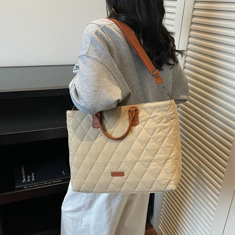 

Diamond Quilted Shoulder Bag for Lady Minimalist Puffer Tote For Commute Chic Large Capacity Office Handbag Designer bolso mujer