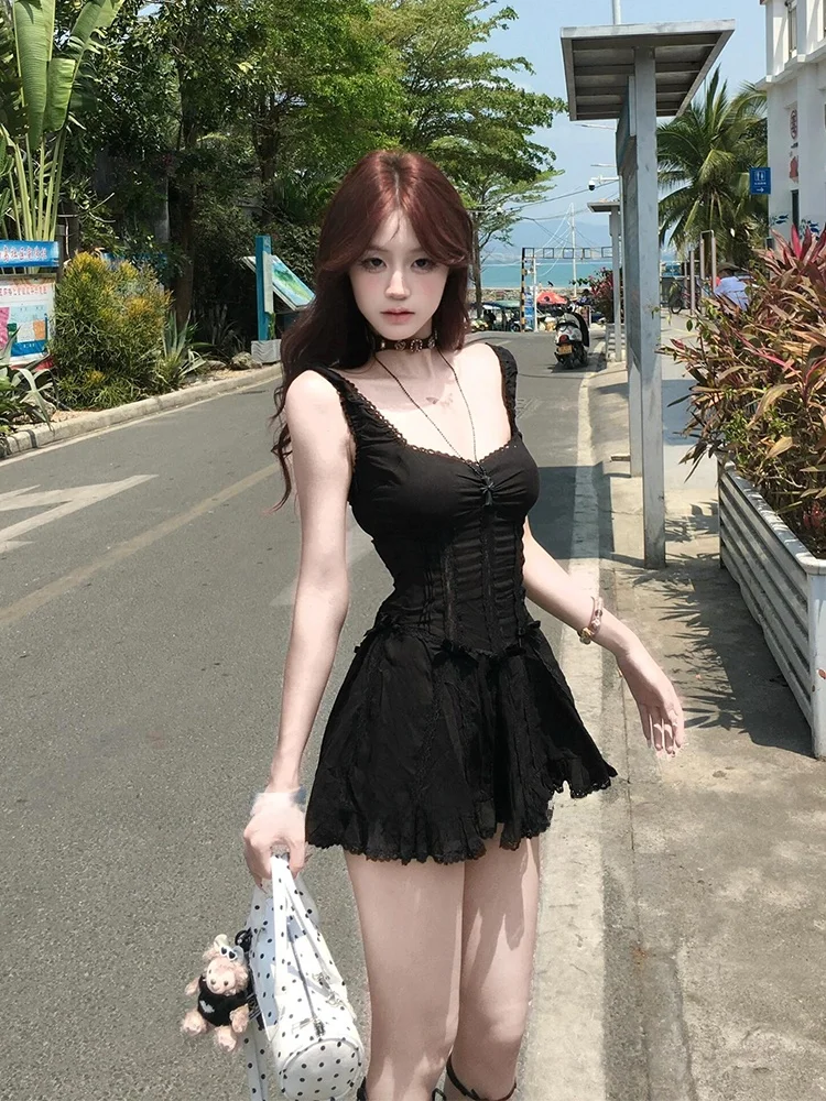 

Сексуальное кружевное платье-халтер черного цвета для полных женщин, повседневный стиль, с завышенной талией, А-силуэт, без рукавов, V-образный вырез, короткое...