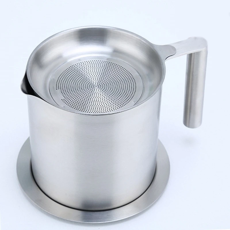 Oil Strainer Pots Oil Storage Can Metal Grease Container Grease Strainer 304Stainless Steel Texture for Kitchen Cooking