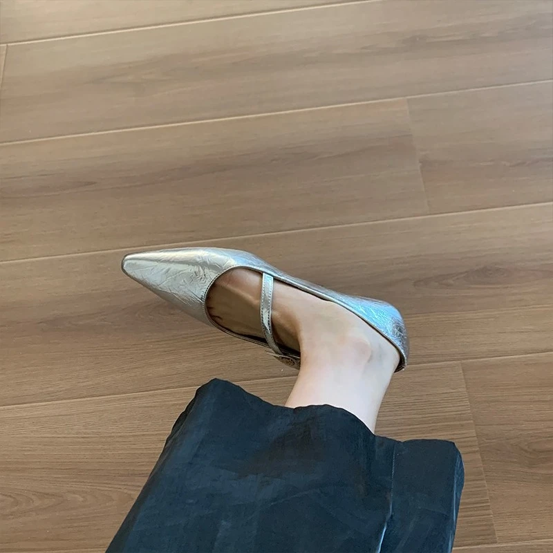 

Новинка 2023 года, весенние дизайнерские туфли-лодочки золотого, серебряного цвета, женские элегантные туфли на низкой танкетке с острым носком, Zapatos De Mujer