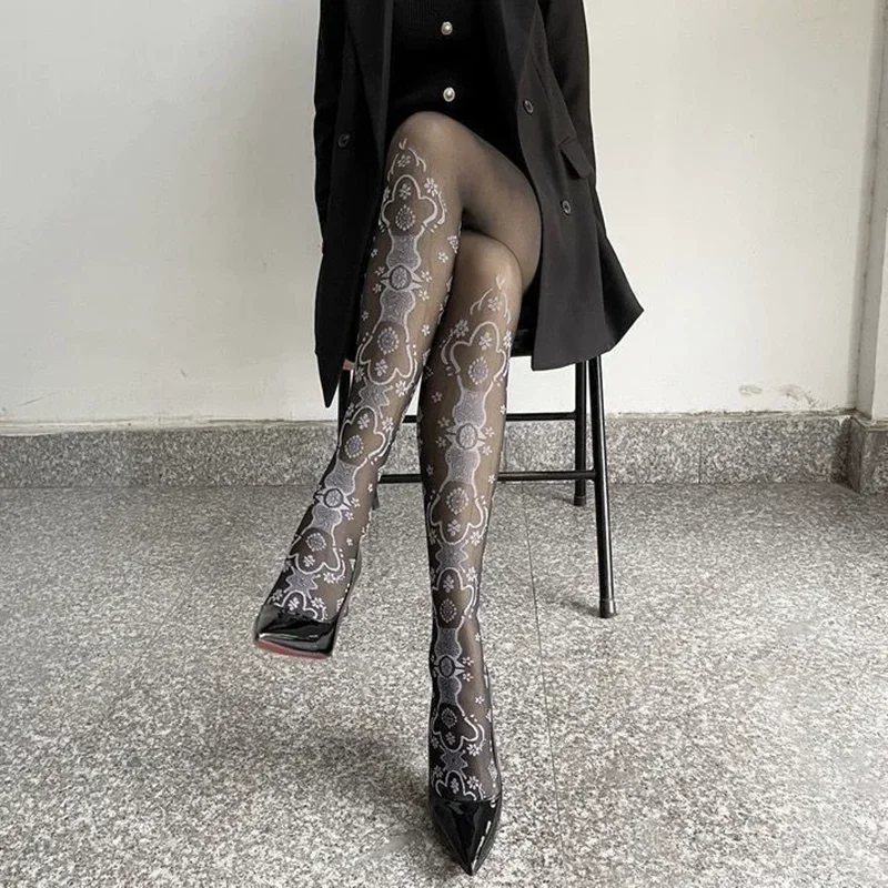 

Retro Floral Patterned Stockings Women's Thin French Rose Embroidery Lace Pantyhose Leggings Long Tube Socks Home Wear