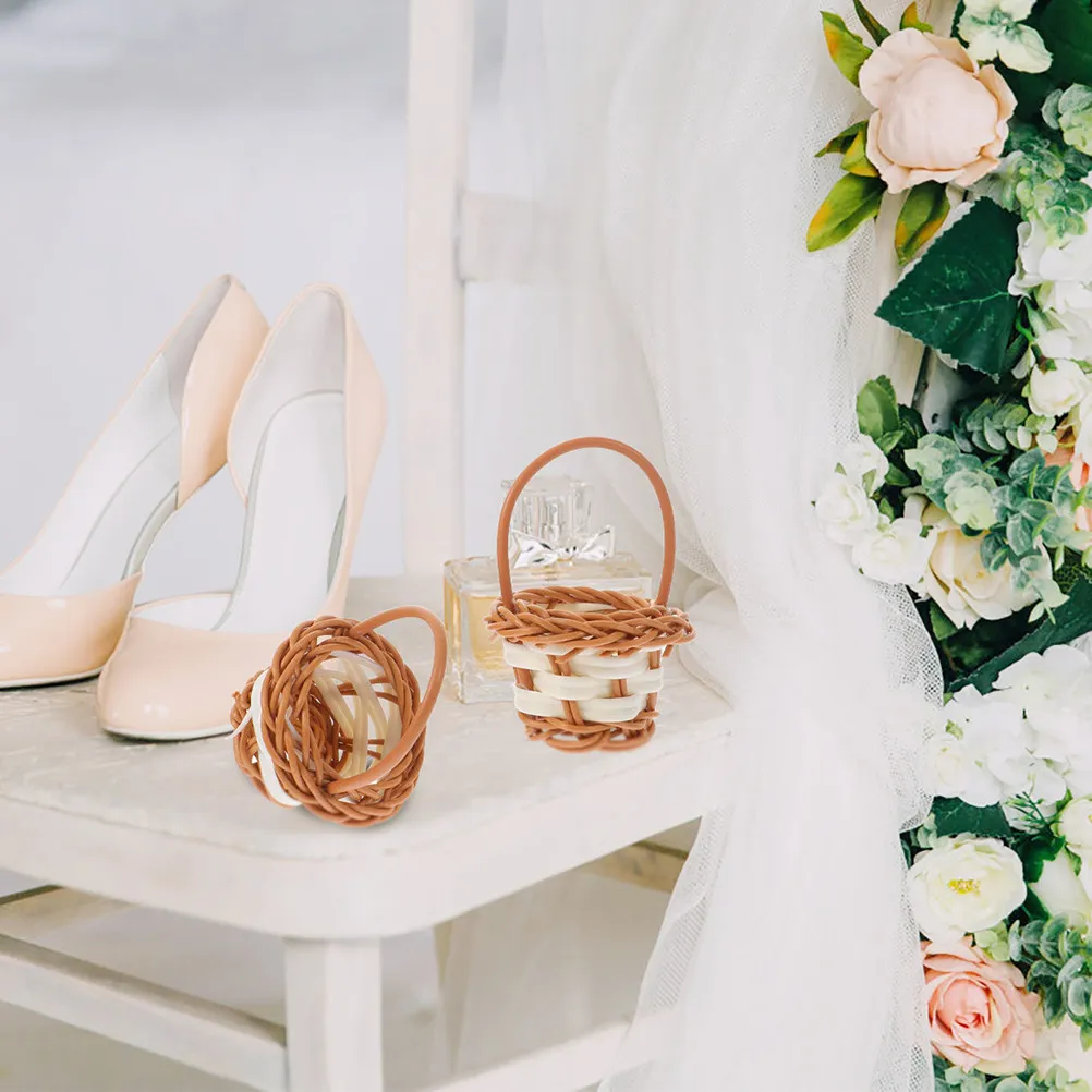 

8Pcs Mini Woven Basket with Handle Lightweight Natural Decorative Flower Basket for Wedding Easter Party Mini Candy Floral