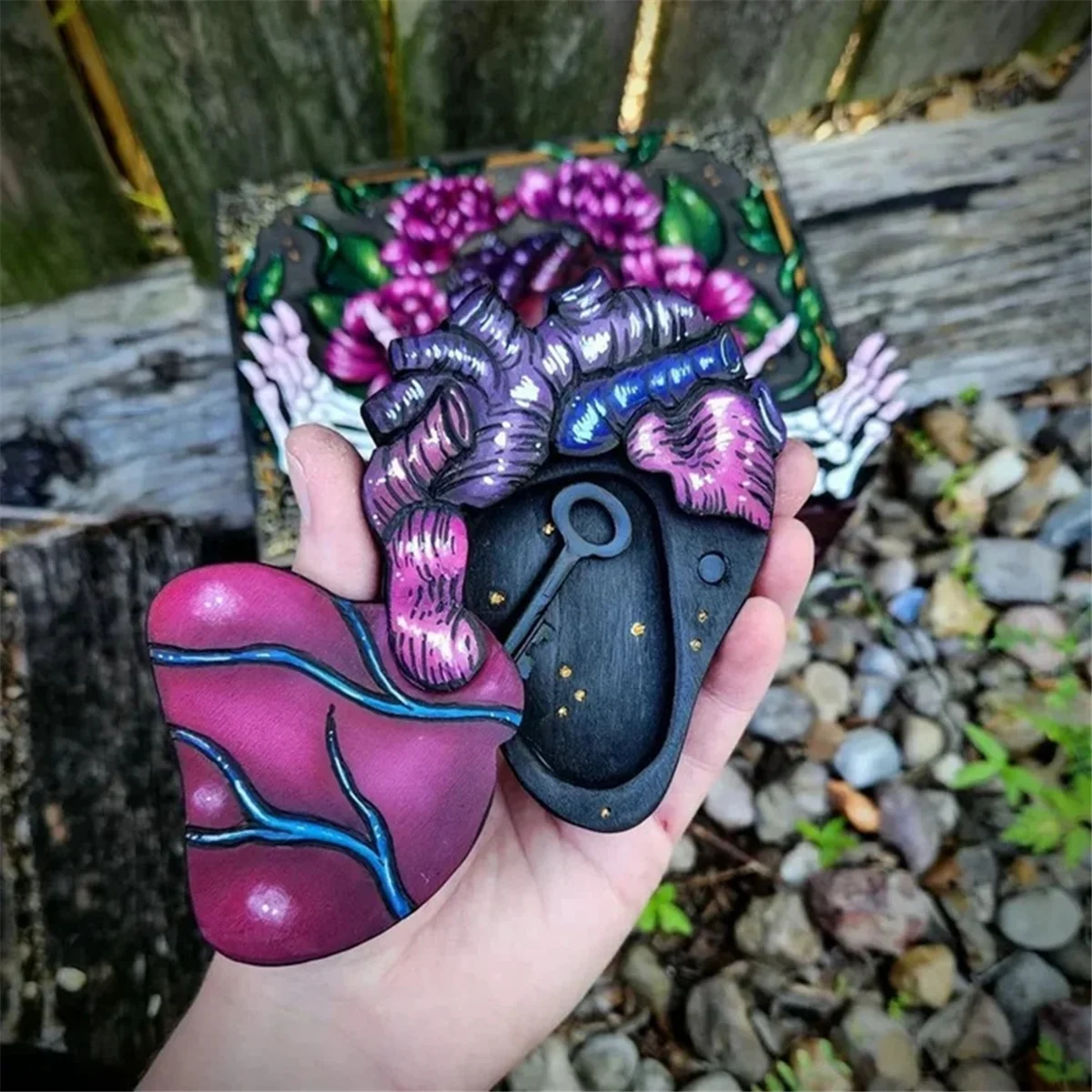 Skull Art Hidden Key Box, Decorative Small Wooden Box, Hidden Storage Compartment Jewelry Box Jewelry Box