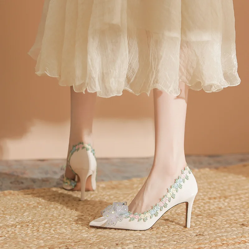 Beautiful flower side space applique elegant temperament high heels Lolita with skirt temperament single shoes
