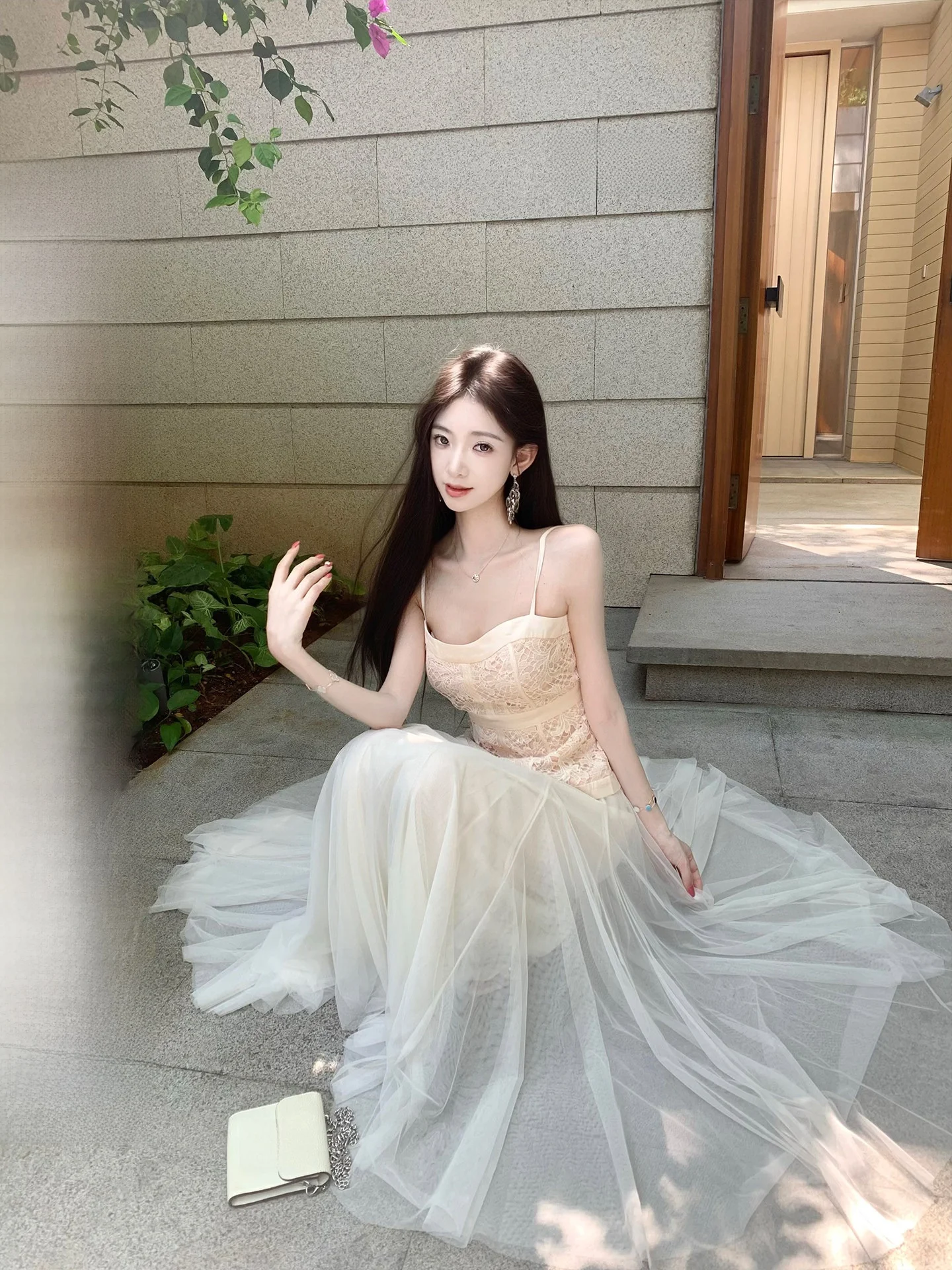 

High Waist A-Line Skirt And Top Set with Lace Half Skirt Waist-Cinching Strapless Design Summer Fashion Women's Ensemble