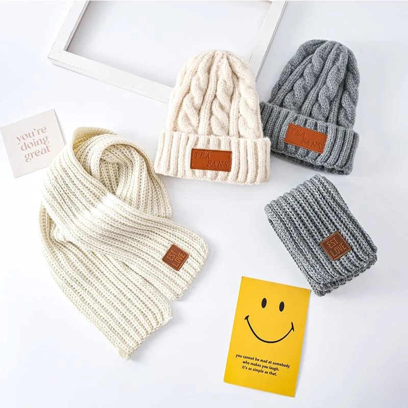 Children\'s 3-piece new autumn/winter suit hat scarf Knitted wool ear cap thickened warm daily bib