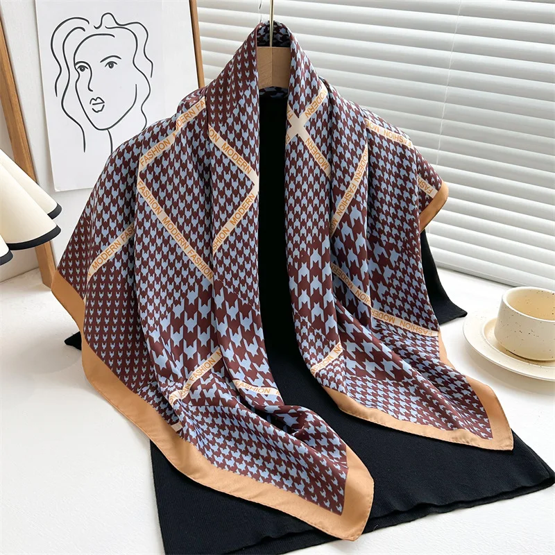 2024 Popular 90*90cm Beach Scarves Houndstooth Square Kerchief Style Women Luxury Headscarf Design Sunscreen Silk Hijab Tie Bag