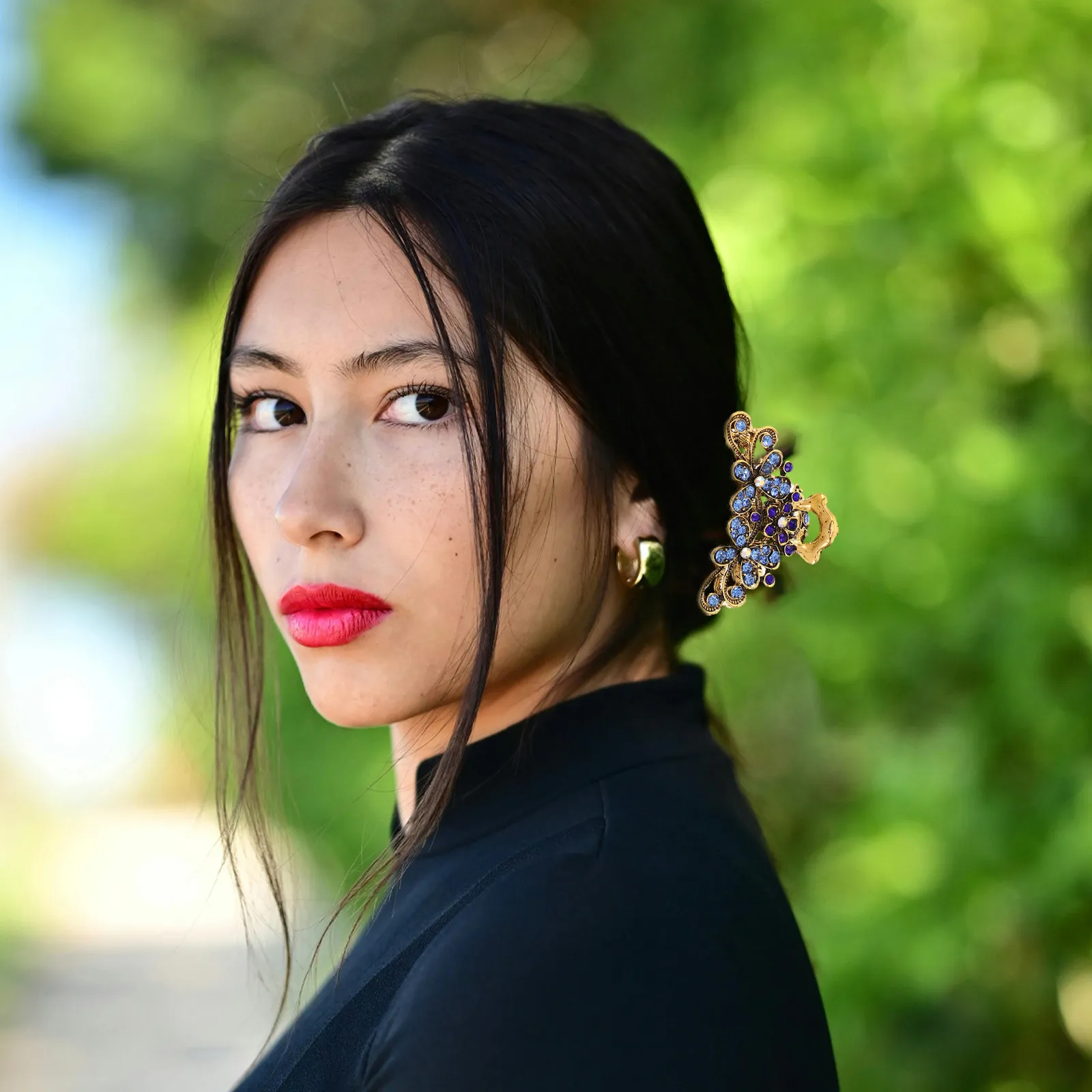 

2 шт. металлические заколки-крабы для волос с цветочным узором, украшенные стразами, в винтажном стиле, для женщин и девушек, надежная фиксация, для повседневного использования