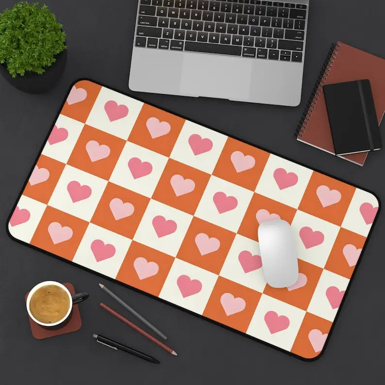 

Vintage Heart Lattice Table Mat, Cute Pink and Orange Desk Mat, Cute Office Decoration Aesthetic Mat, Perfect Gift for Friends