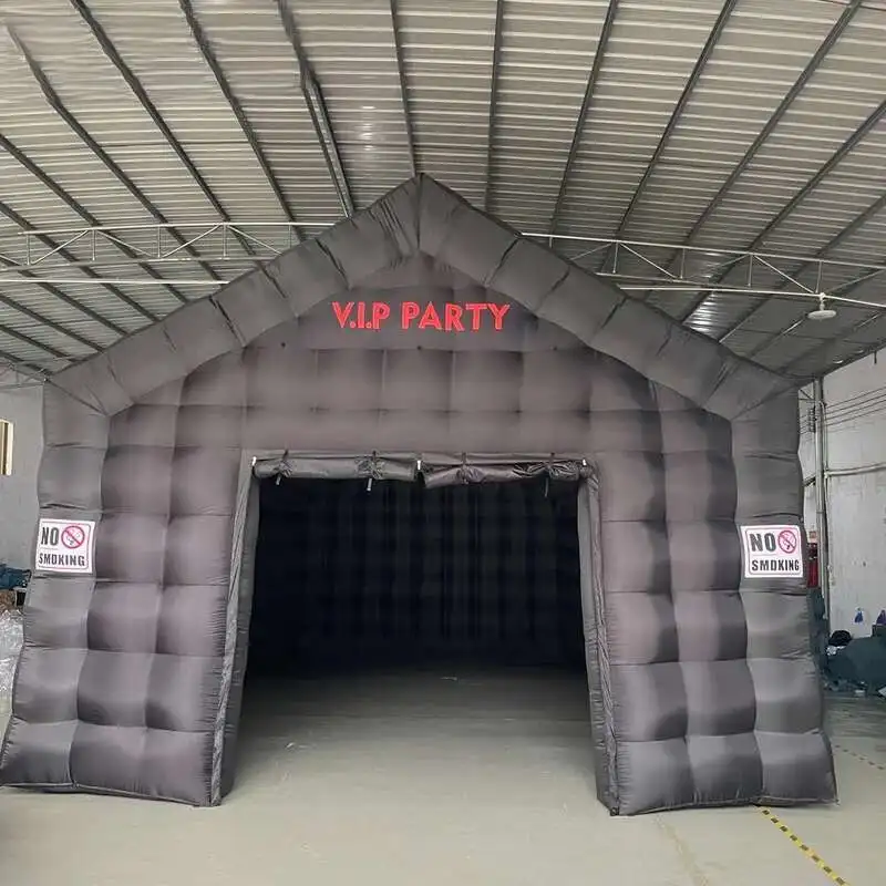 Рисунок 5 - Черный ночной клуб