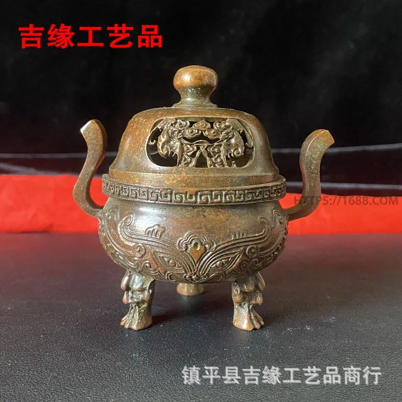 Antique-style incense burner ornament, made of alloy with a distressed finish, vintage home interior decoration, burner with a c