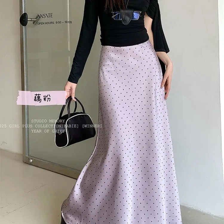 تنورة نسائية من الساتان الفرنسي المنقط لربيع وصيف 2025 تنورة طويلة جديدة عالية الخصر من الأسيتات النحيفة ذات ثنيات ذيل السمكة