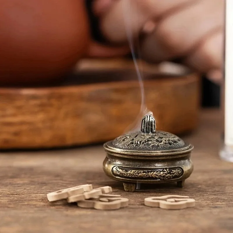 

Antique brass pocket incense burner mini hollow incense ornament ancient Chinese tea table decoration dragon and phoenix