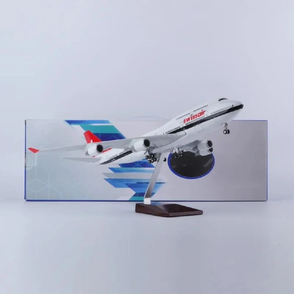 47cm Scale Model Airplanes Swiss Airways B747 B777 A220 MD11 Resin Plane Model Kit With Stable Stand Static Aviation Collectible
