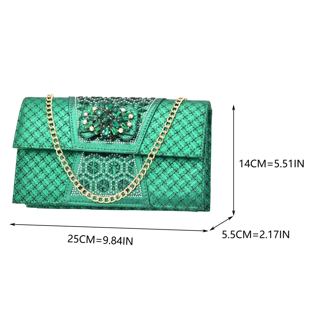 Conjunto de sapato e bolsa verde para festa em sapatos femininos chiques e elegantes e bolsa decorada com strass bombas de salto médio