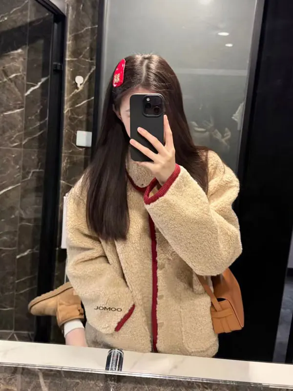 

Корейская уникальная короткая меховая куртка для женщин, новая весенняя модель, свободного кроя, стройнящая, на молнии, теплая, для путешествий, работы, активного отдыха, повседневная