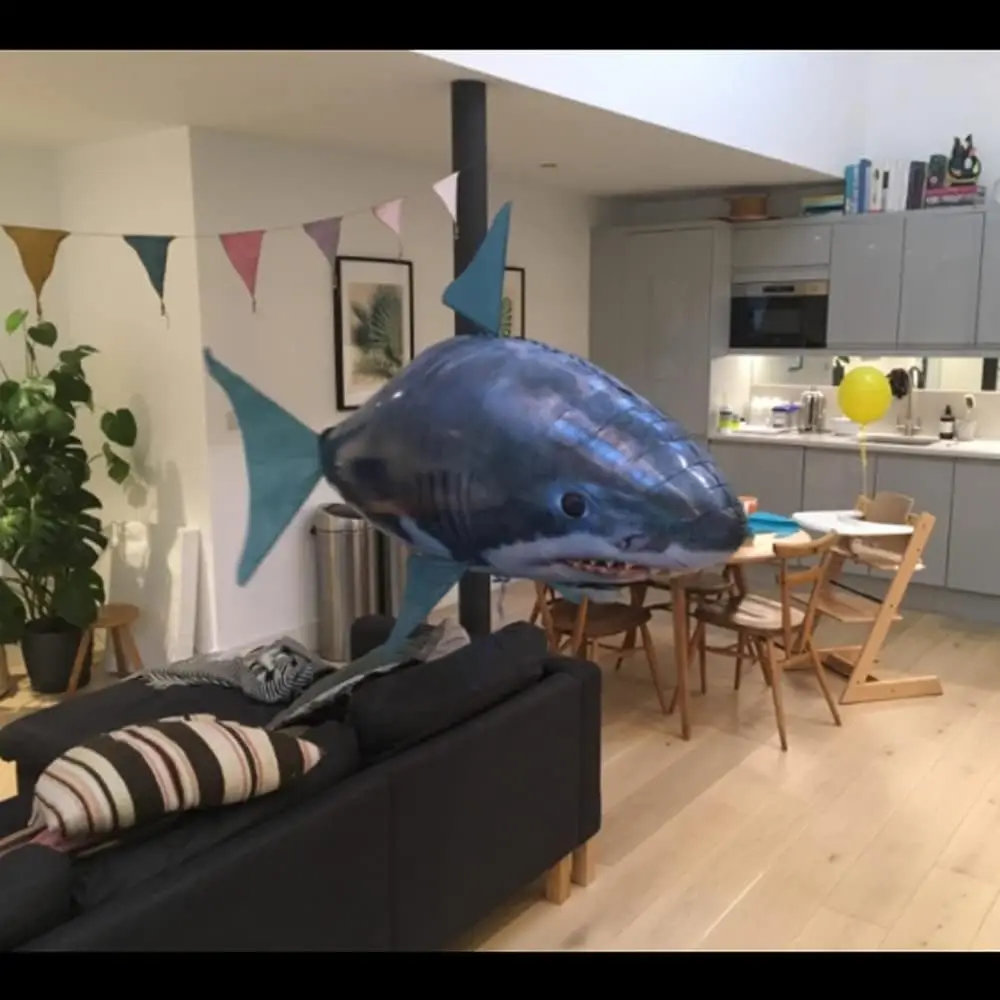 Remote Control Shark Toys Swimming Fish RC Animal Toy Infrared RC Fly Air Balloons Clown Fish Toy Gifts Party Decoration Balloon