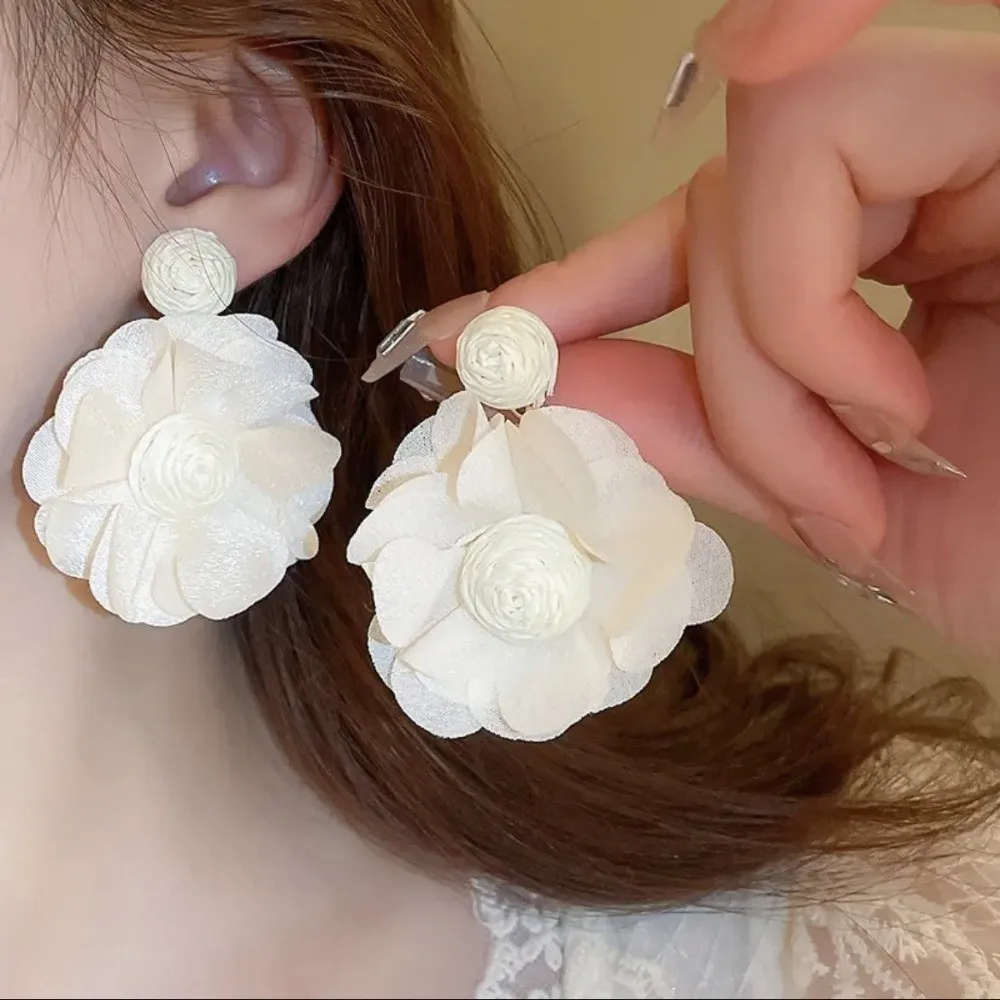 New Colorful Lafite Chiffon Earrings Boho Style Exaggerated Long Drop Earrings Handwoven 3D Flower Fabric Earring Jewelry Gifts