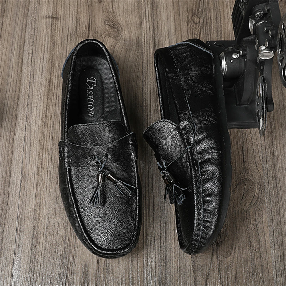 2024 Brand Men Casual Shoes Designer Loafers Fashion Flat Retro Leisure Shoes Man Driving Shoes Male Footwear Men's Formal Shoes