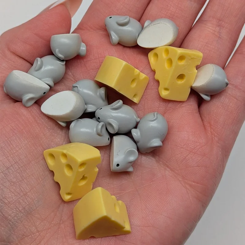10/20pcs Tiny Mouse and Cheese Wedge Figurines Set, Mini Resin Miniatures for DIY Crafting Fairy Garden Desk Home Kawaii Display