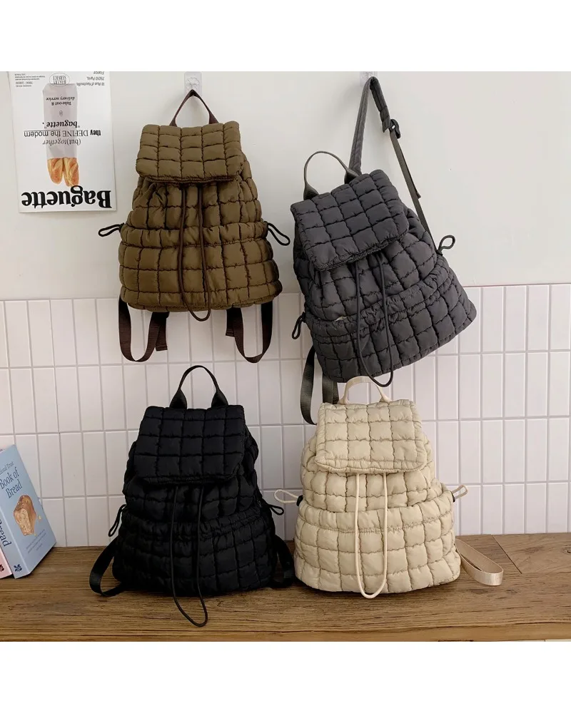 

Commuter travel large capacity storage backpack plaid leisure out backpack light fluffy outdoor sports backpack