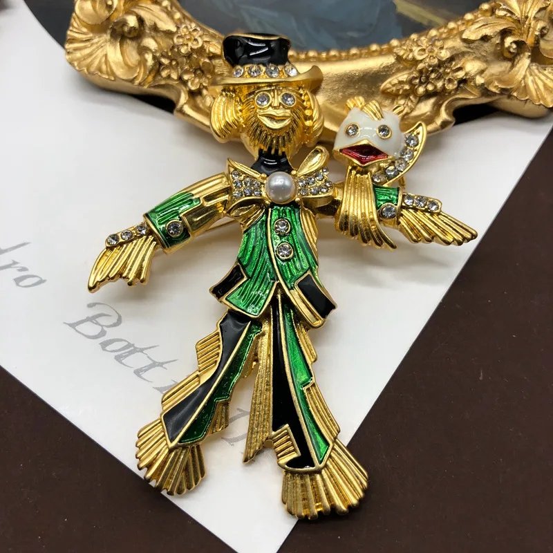 Shmik Vintage Women Men Middle Design Scarecrow Enamel Brooches Pins Retro Baroque Palace Unisex Clothing Coat Badges Buckle