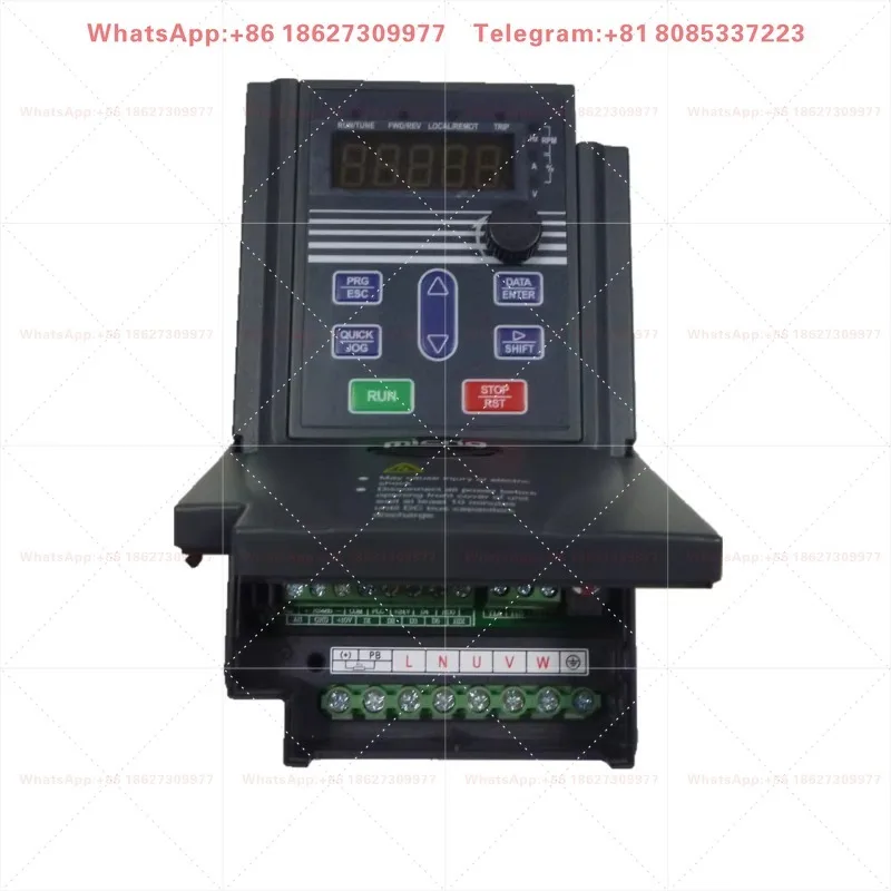 Original Solar Inverter 1HP 0.75KW 1.5KW Single Phase 220V Pump Inverter Panel for Agricultural Irrigation Solar System