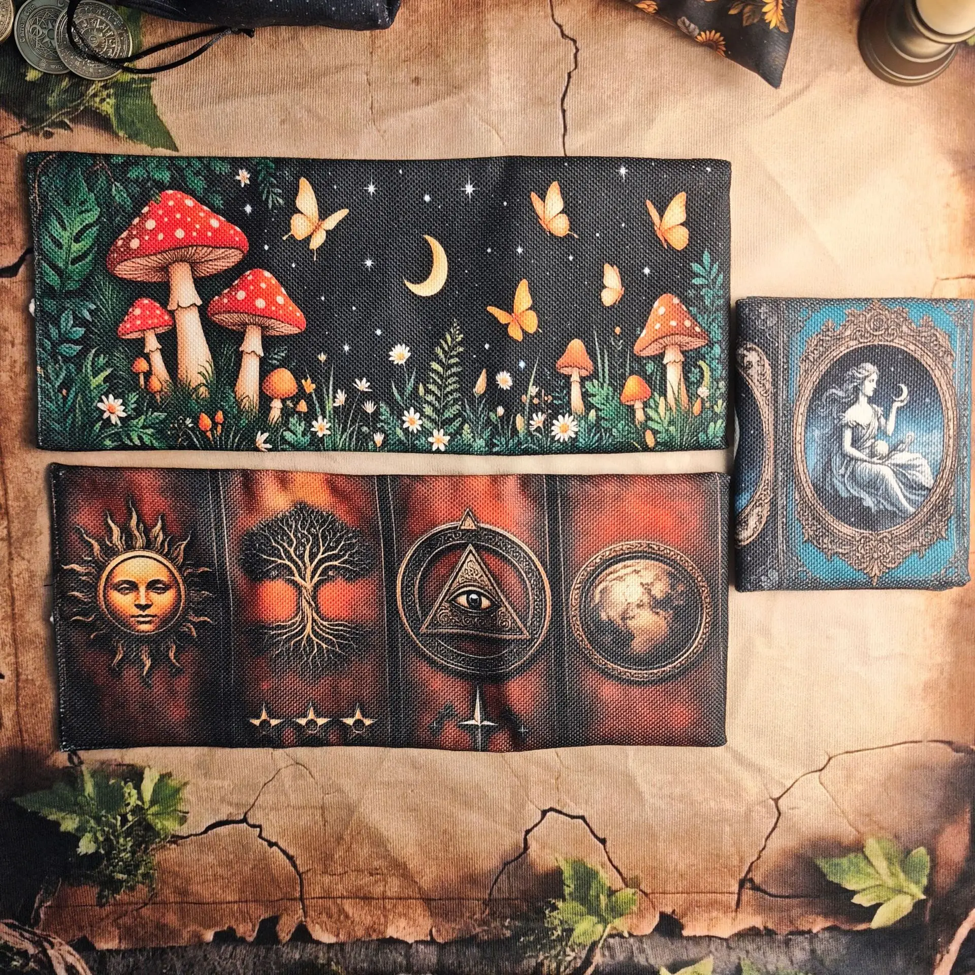 2‑in‑1 Foldable Tarot Spread Cloth Storage Pouch Mystical Forest Mushroom Moon Pentacle Print Tarot Card Wrap Oracle Tarot Deck