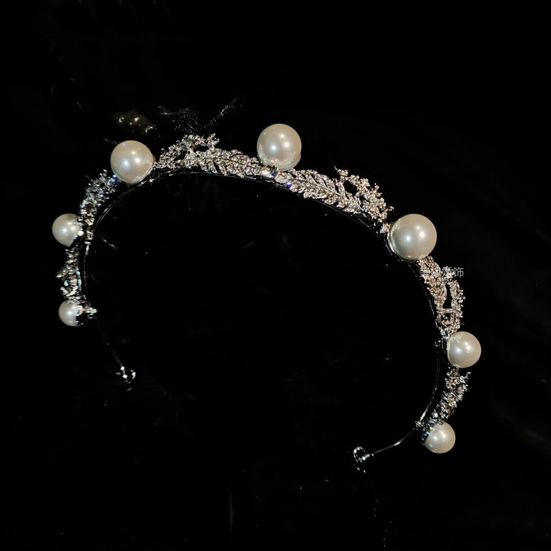 

Elegant Bridal Tiara Zircon Crystal Wedding Crown Hair Accessory for Brides Birthday Parties