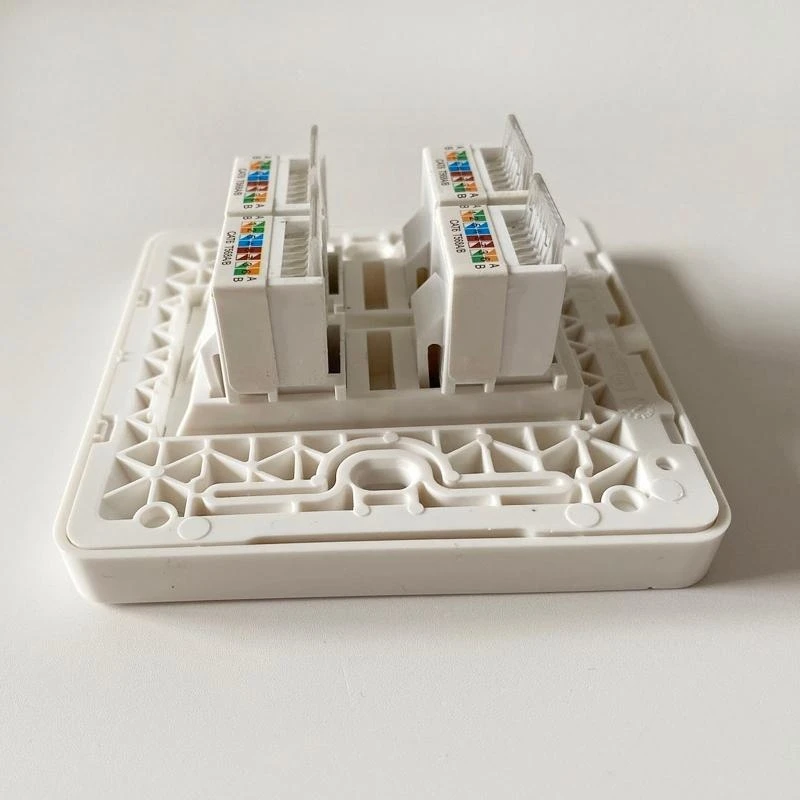 4 Ports RJ45 CAt6 Wall Plate With Female to Female Connector Tool
